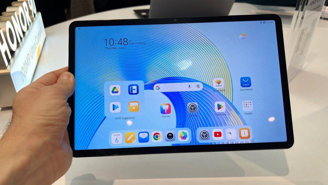 Honor Tab X9 Pro में बड़ी स्क्रीन, Snapdragon 685 प्रोसेसर, और 8300mAh बैटरी दी गई है। इसकी कीमत ₹12,800 से शुरू होती है। जानें इसकी पूरी डिटेल्स और फीचर्स।