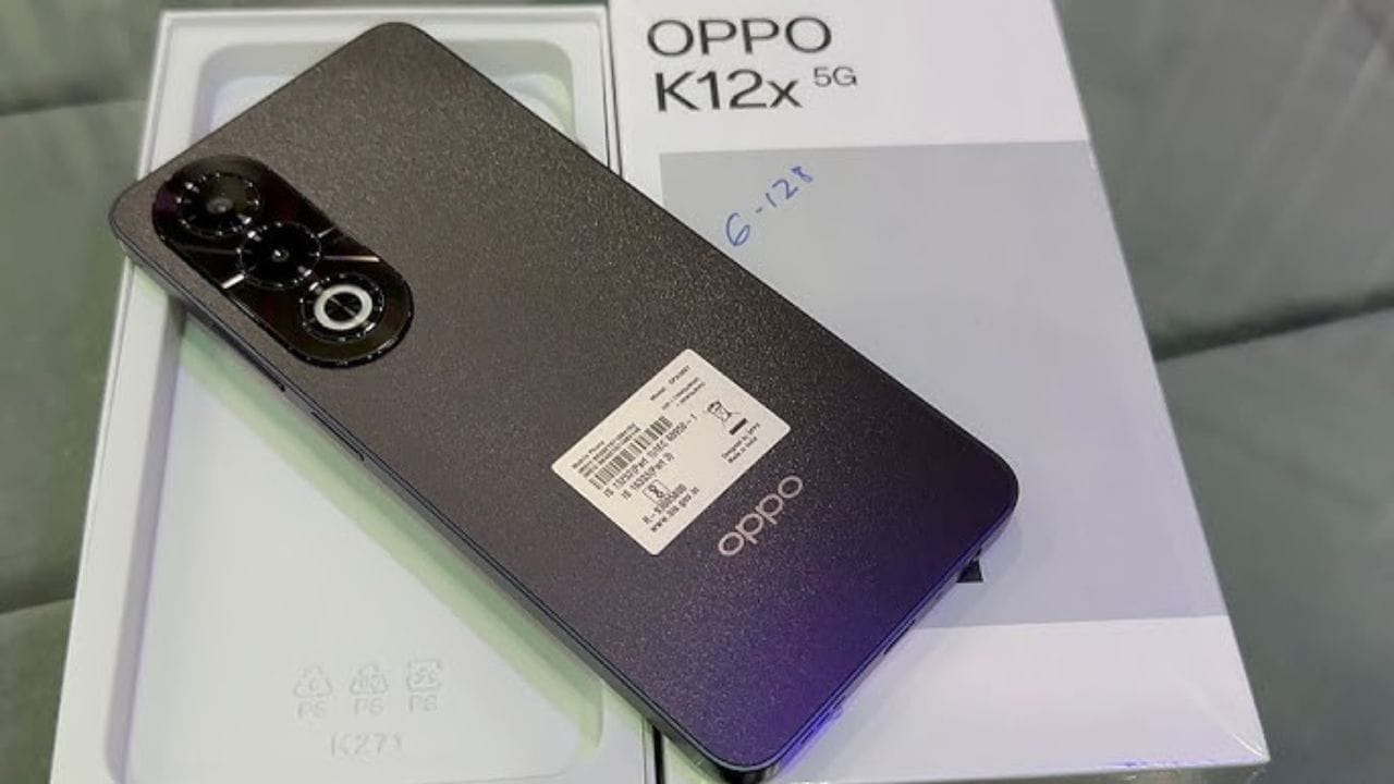 Oppo K12x 5G में है Android 14, 5100mAh बैटरी, 120Hz LCD डिस्प्ले और MediaTek 6300 प्रोसेसर। जानिए इसकी कीमत, फीचर्स और Flipkart ऑफर्स की पूरी जानकारी।